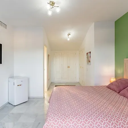 3 Bed Townhouse Close To The Estepona