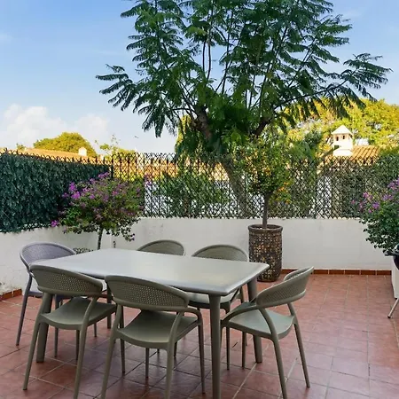 3 Bed Townhouse Close To The Estepona