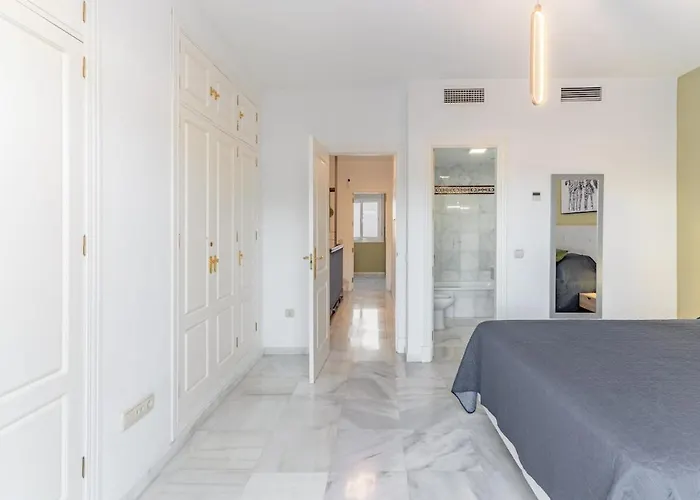 3 Bed Townhouse Close To The شقة