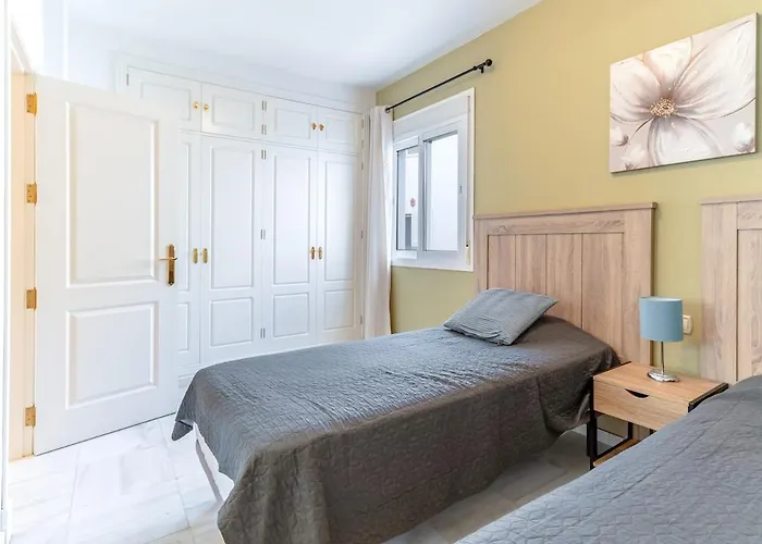 3 Bed Townhouse Close To The شقة *