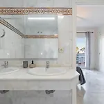 3 Bed Townhouse Close To The Estepona